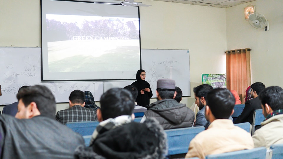 425535942_122126443382128966_8992961029289422983_n